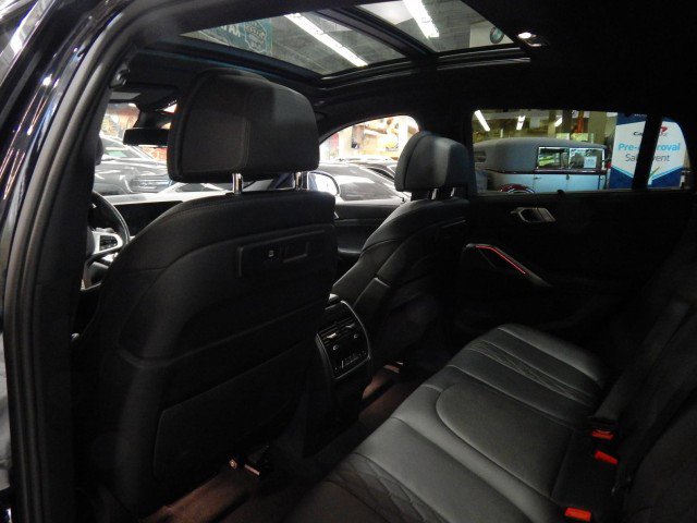 Used 2021 BMW X6 xDrive40i image 33