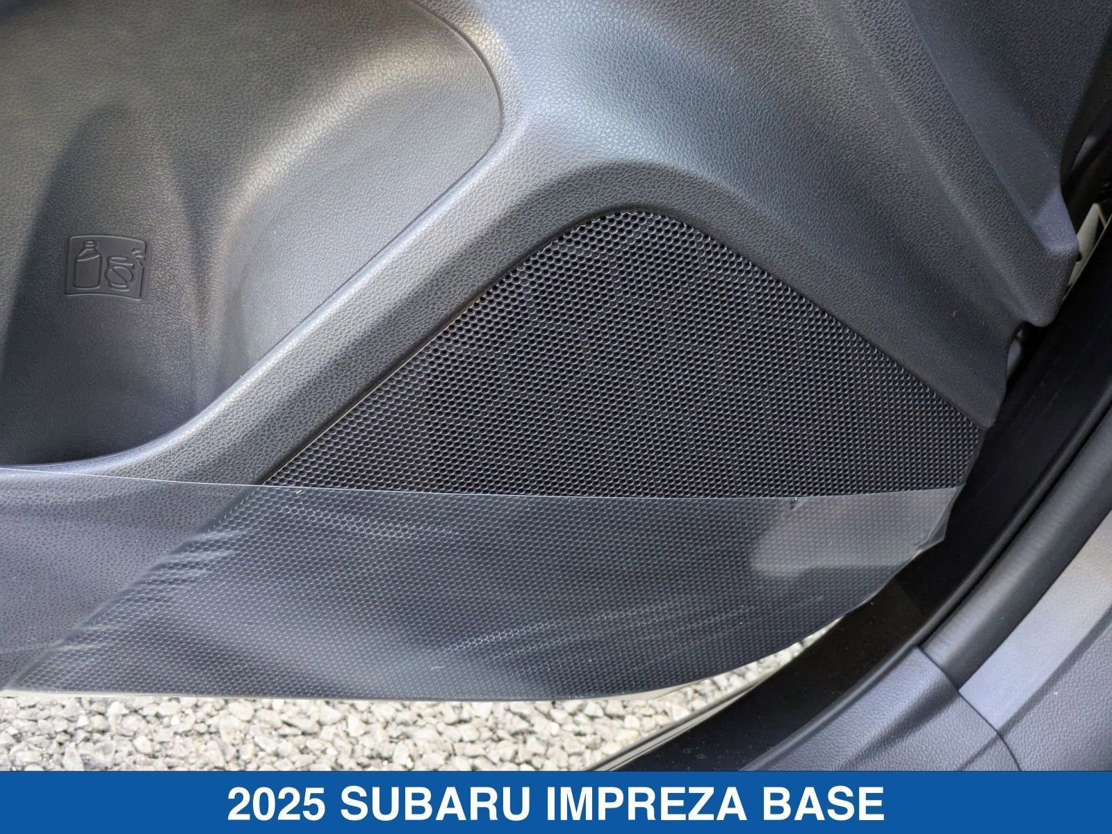 Certified 2025 Subaru Impreza 2.0i image 14