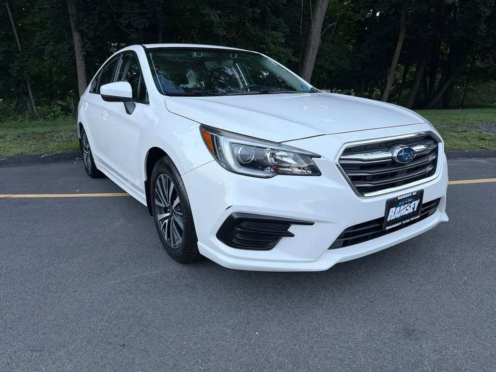 Used 2019 Subaru Legacy 2.5i Premium AWD/4WD image 2