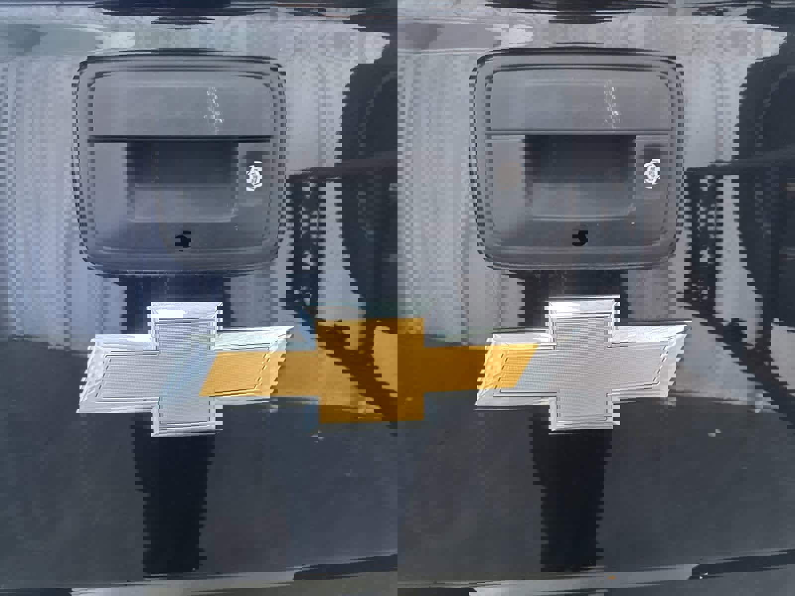 Used 2018 Chevrolet Colorado ZR2 image 14