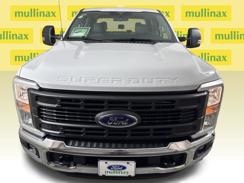 New 2026 Ford F250 XL w/ XL Chrome Package image 18