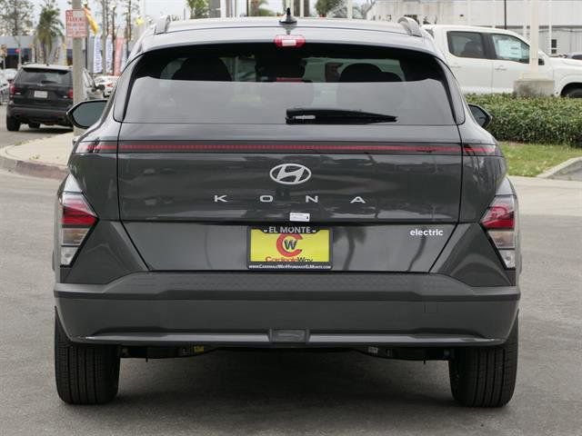 New 2025 Hyundai Kona SEL image 4