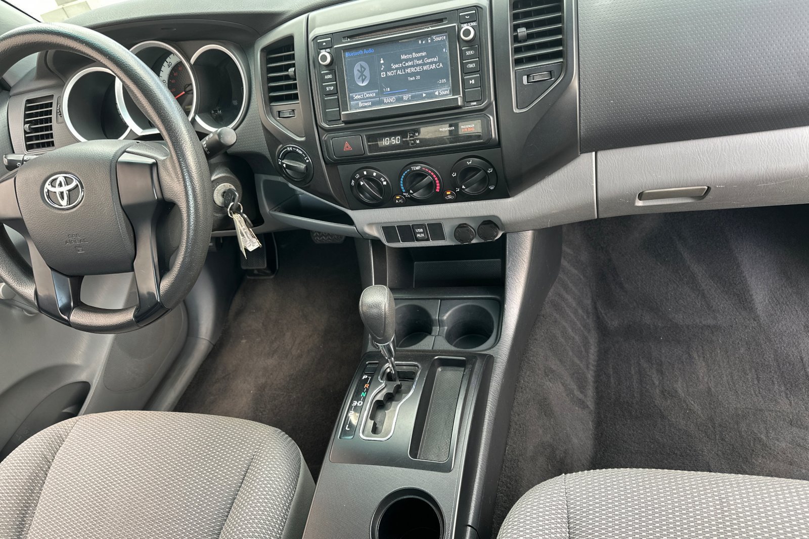 Used 2014 Toyota Tacoma 4x4 Regular Cab image 13