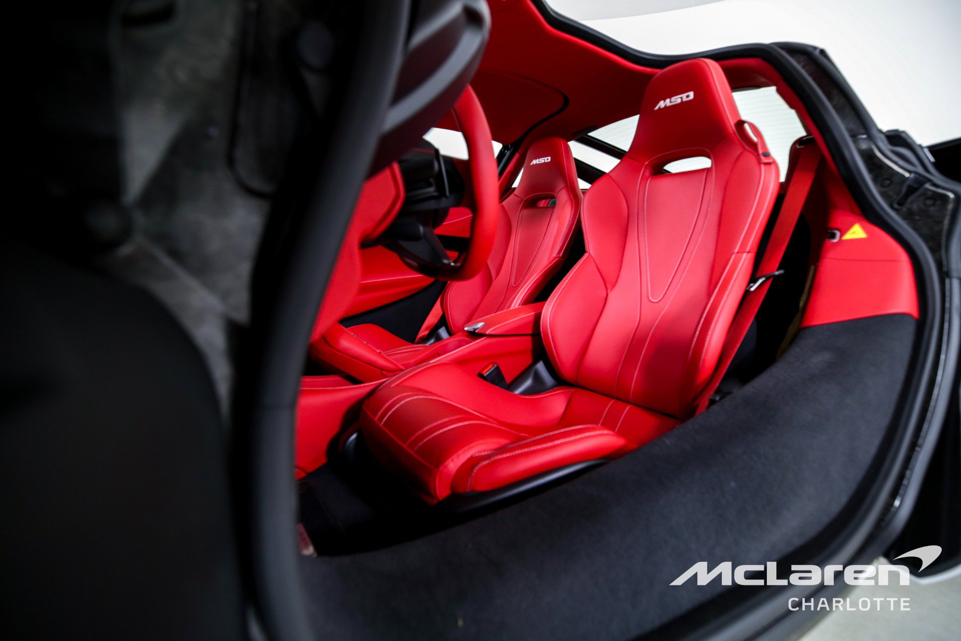 Used 2024 McLaren 750S image 12