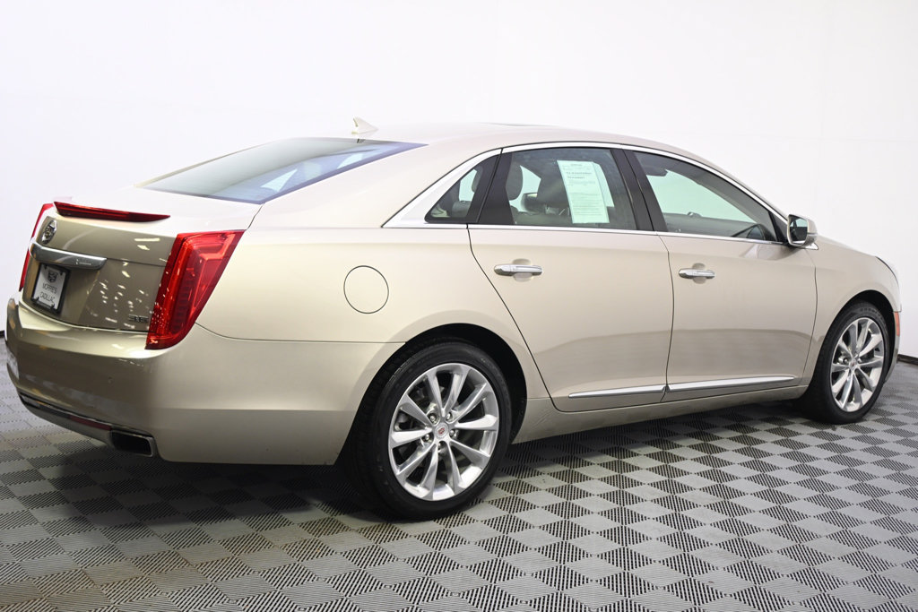 Used 2013 Cadillac XTS Premium AWD/4WD image 7