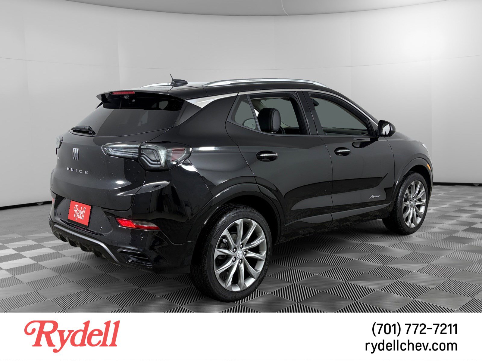 Used 2025 Buick Encore GX Avenir w/ Avenir Technology Package image 5