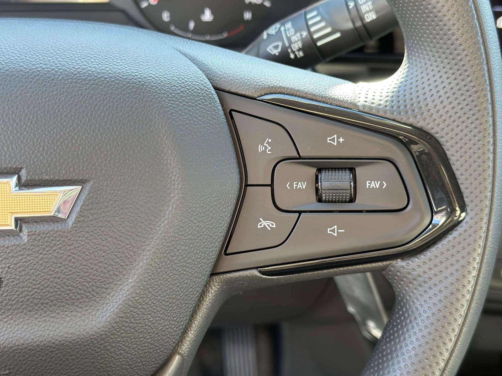 New 2026 Chevrolet Trax LS w/ LS Convenience Package image 15
