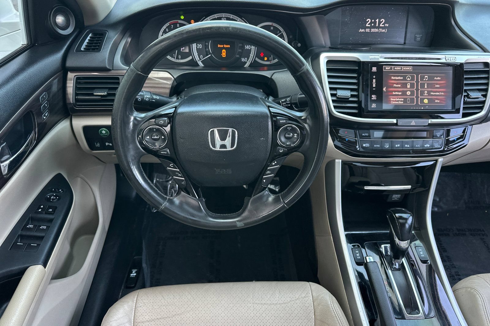 Used 2016 Honda Accord Touring image 17