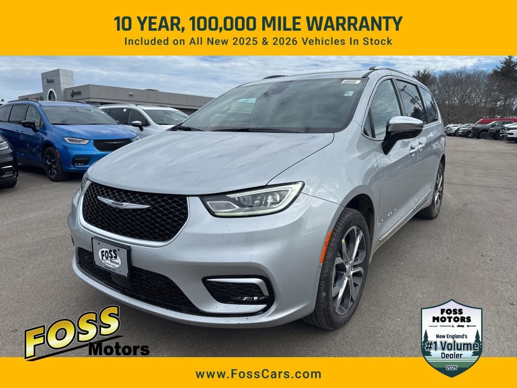 New 2026 Chrysler Pacifica Pinnacle AWD/4WD image 1
