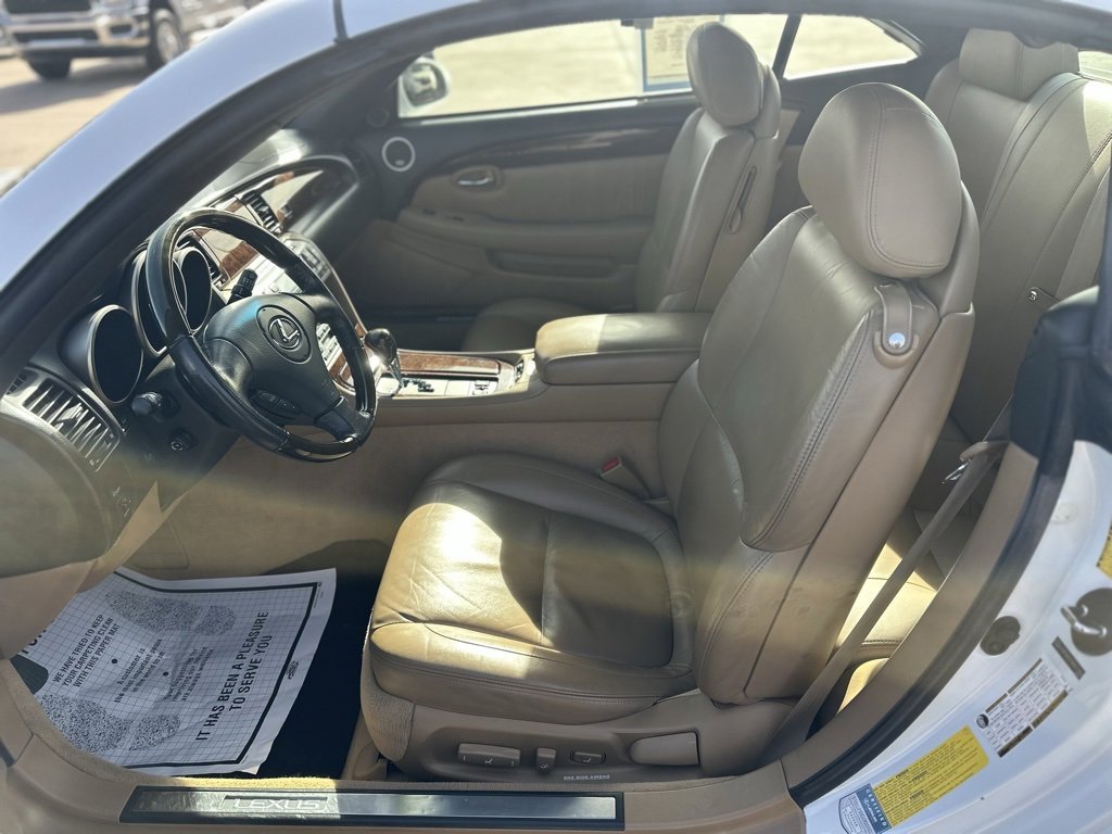 Used 2008 Lexus SC 430 Convertible image 17