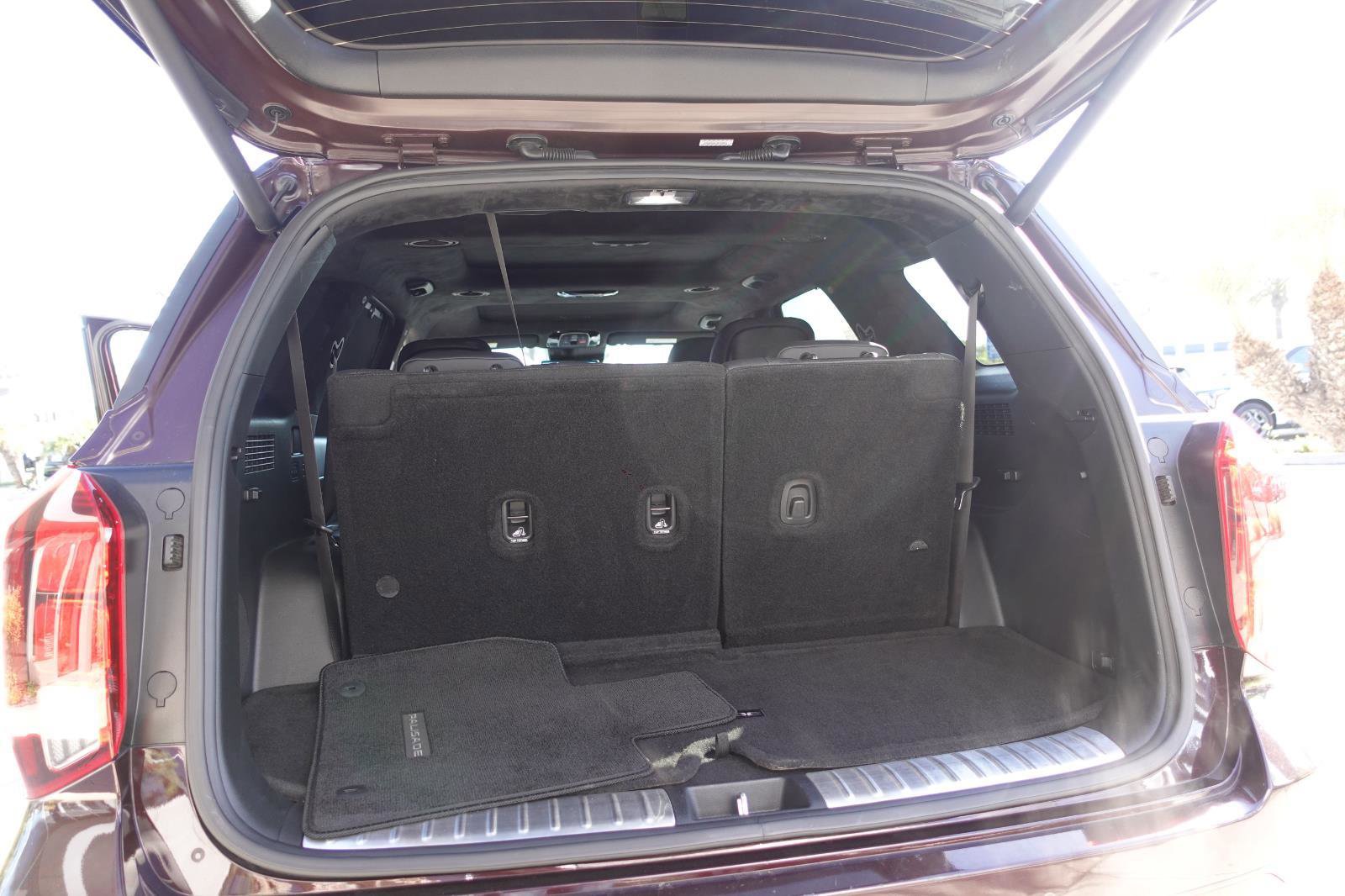 Used 2024 Hyundai Palisade Calligraphy image 35