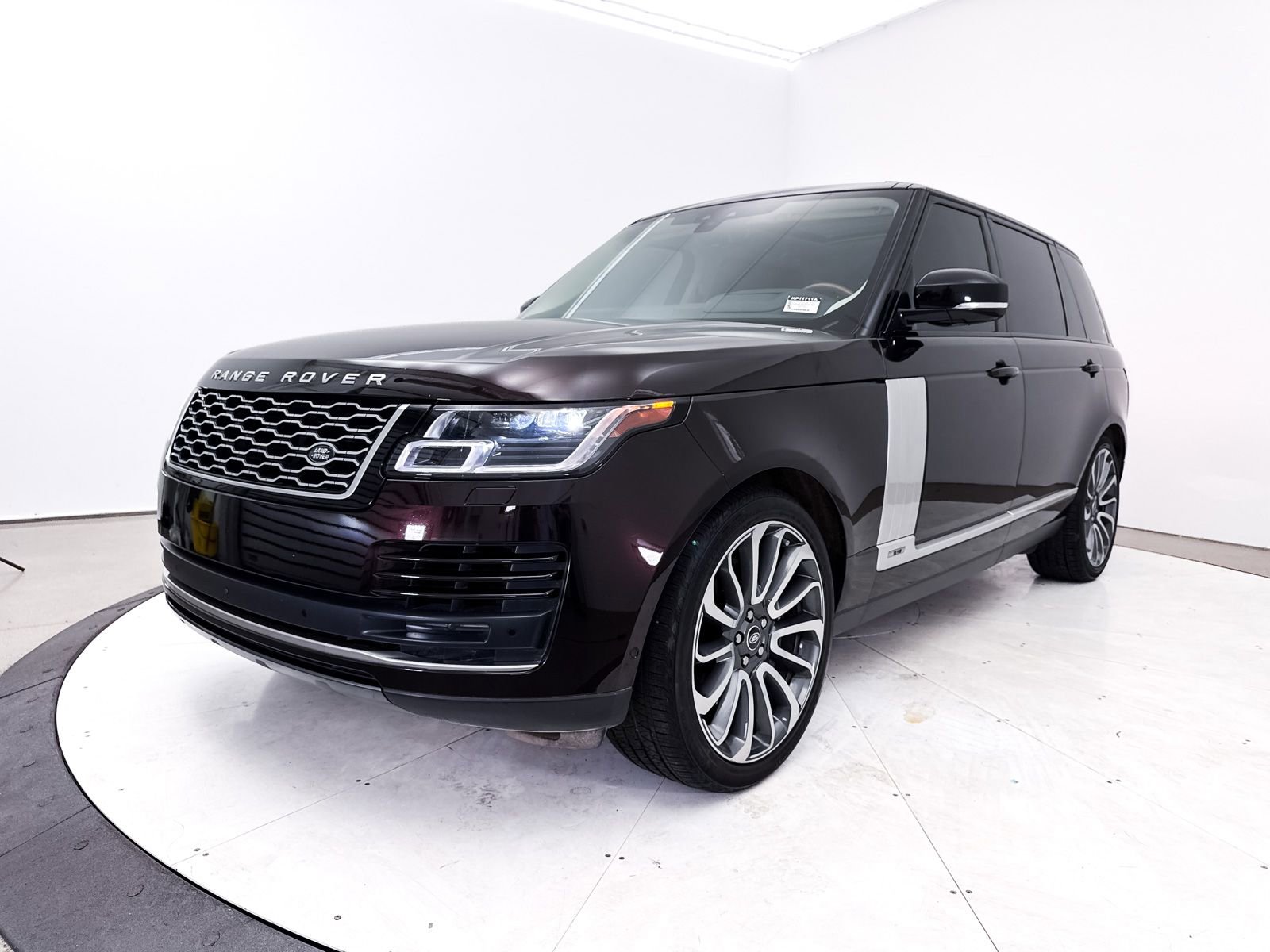 Used 2021 Land Rover Range Rover P525 Westminster Edition LWB image 16