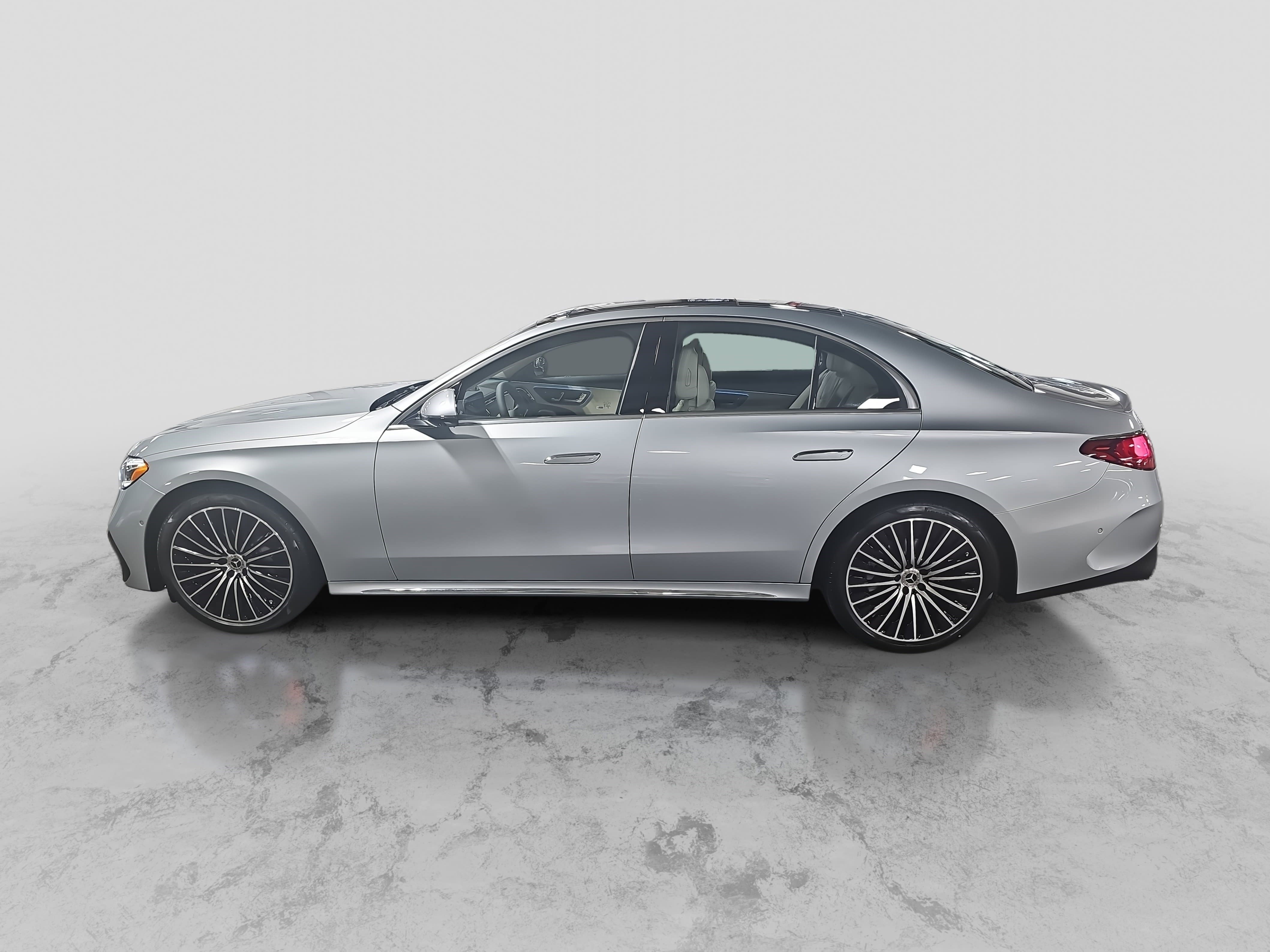 New 2026 Mercedes-Benz E 350 4MATIC Sedan image 8