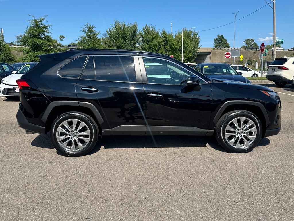 Used 2024 Toyota RAV4 Limited w/ Advanced Technology Package AWD/4WD image 10
