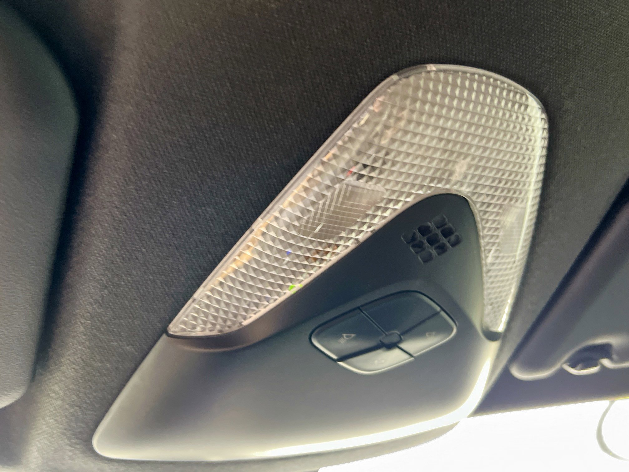 Used 2019 Toyota C-HR XLE FWD image 22