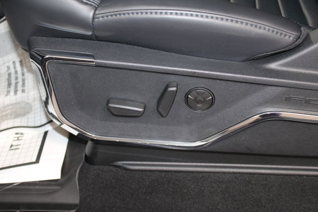 New 2026 Ford F250 Platinum image 26