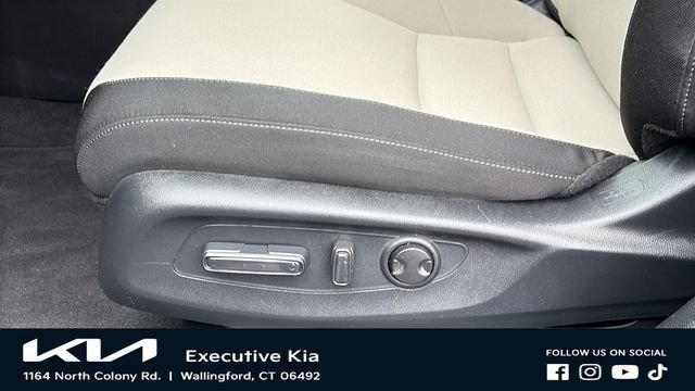 Used 2023 Honda CR-V EX image 10