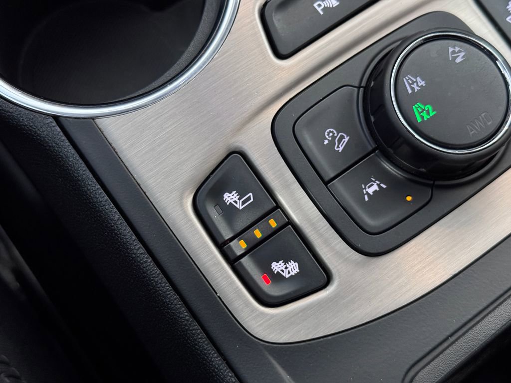 Certified 2023 GMC Terrain Denali AWD/4WD image 23
