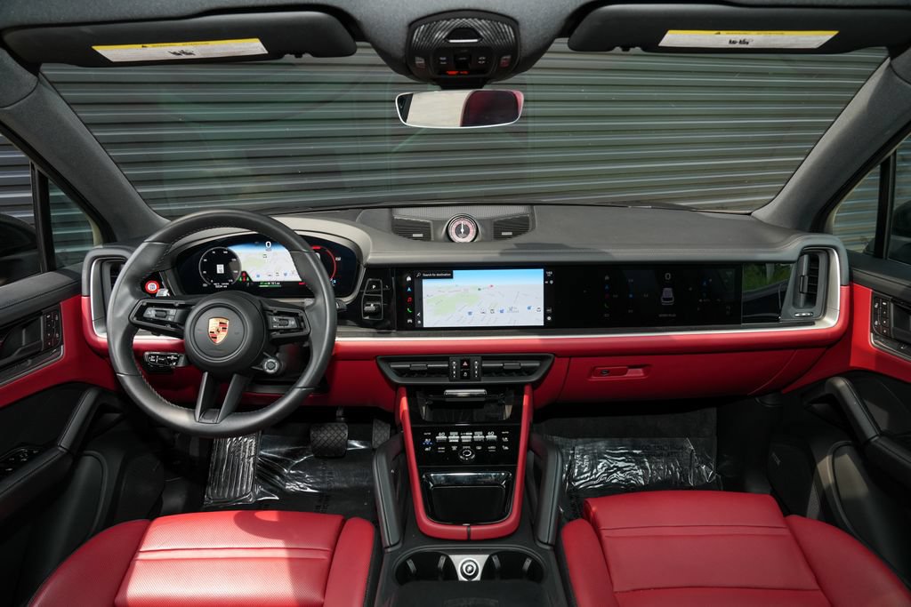 Certified 2025 Porsche Cayenne E-Hybrid AWD/4WD image 31
