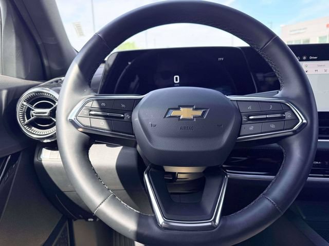 Used 2026 Chevrolet Equinox LT FWD image 19