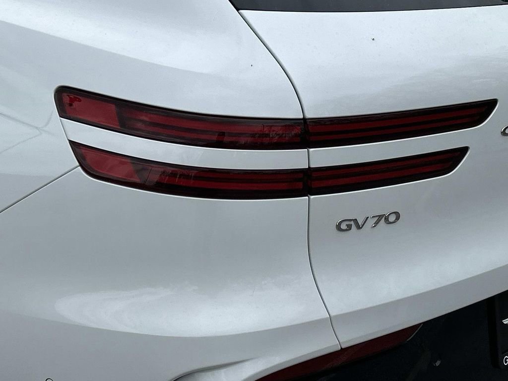 New 2026 Genesis GV70 2.5T Sport Prestige image 12