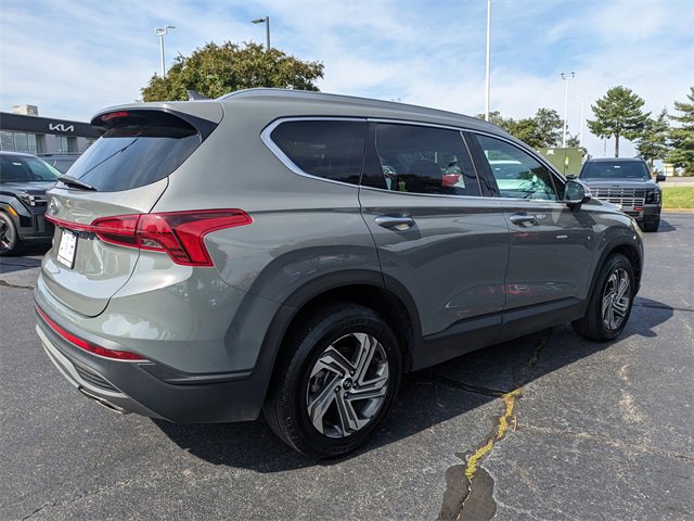 Used 2023 Hyundai Santa Fe SEL image 4