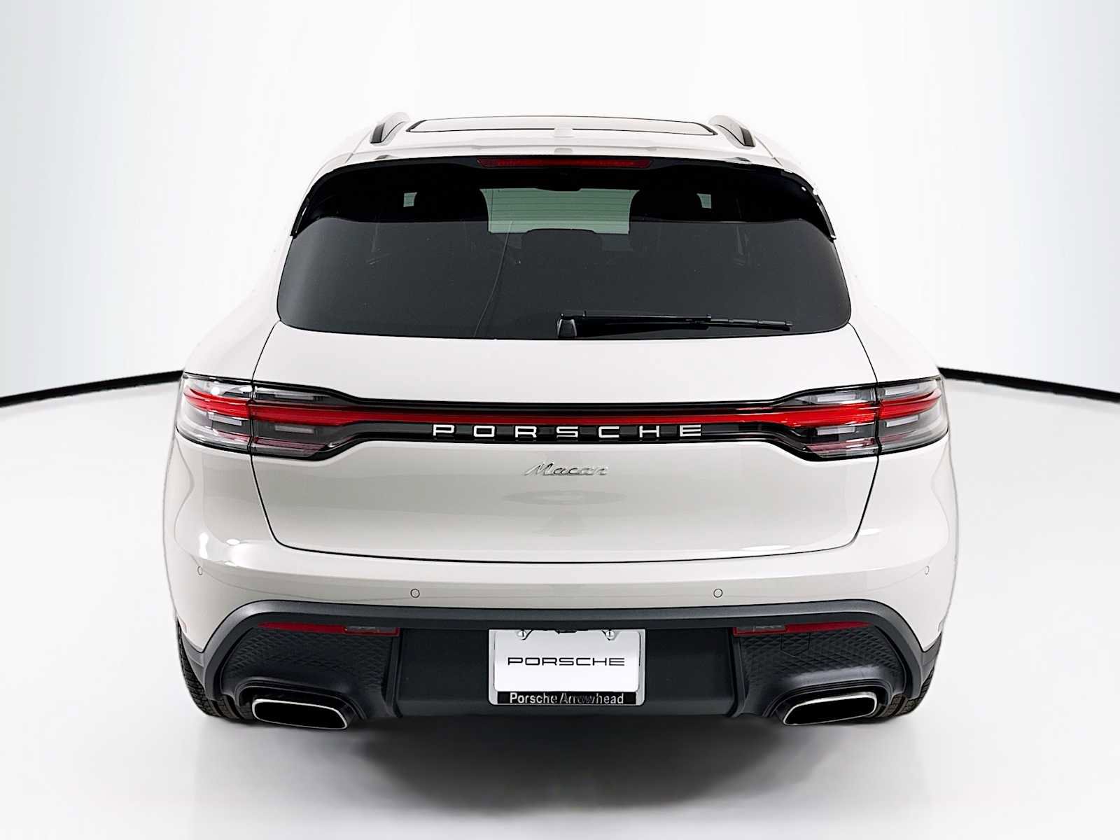 New 2026 Porsche Macan image 10