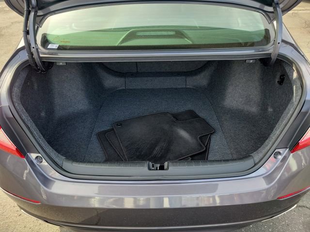 Used 2018 Honda Accord Sport image 9