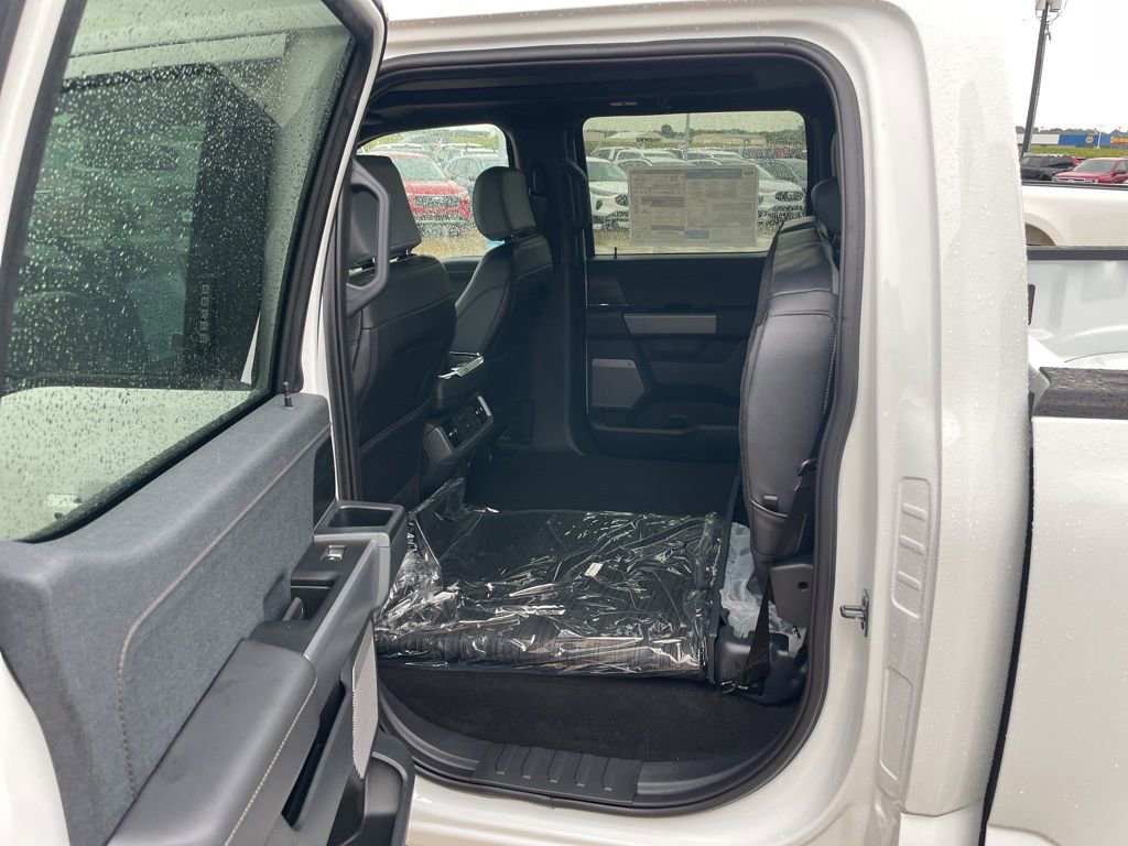 New 2025 Ford F150 Lightning Lariat AWD/4WD image 28