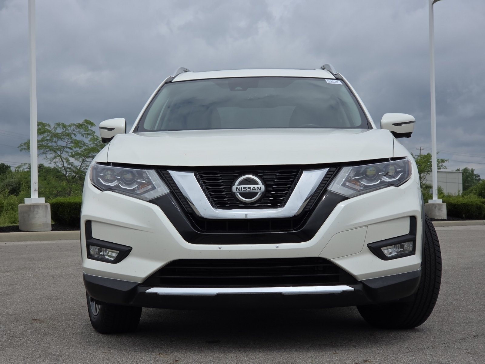 Used 2018 Nissan Rogue SL w/ Premium Package AWD/4WD image 13