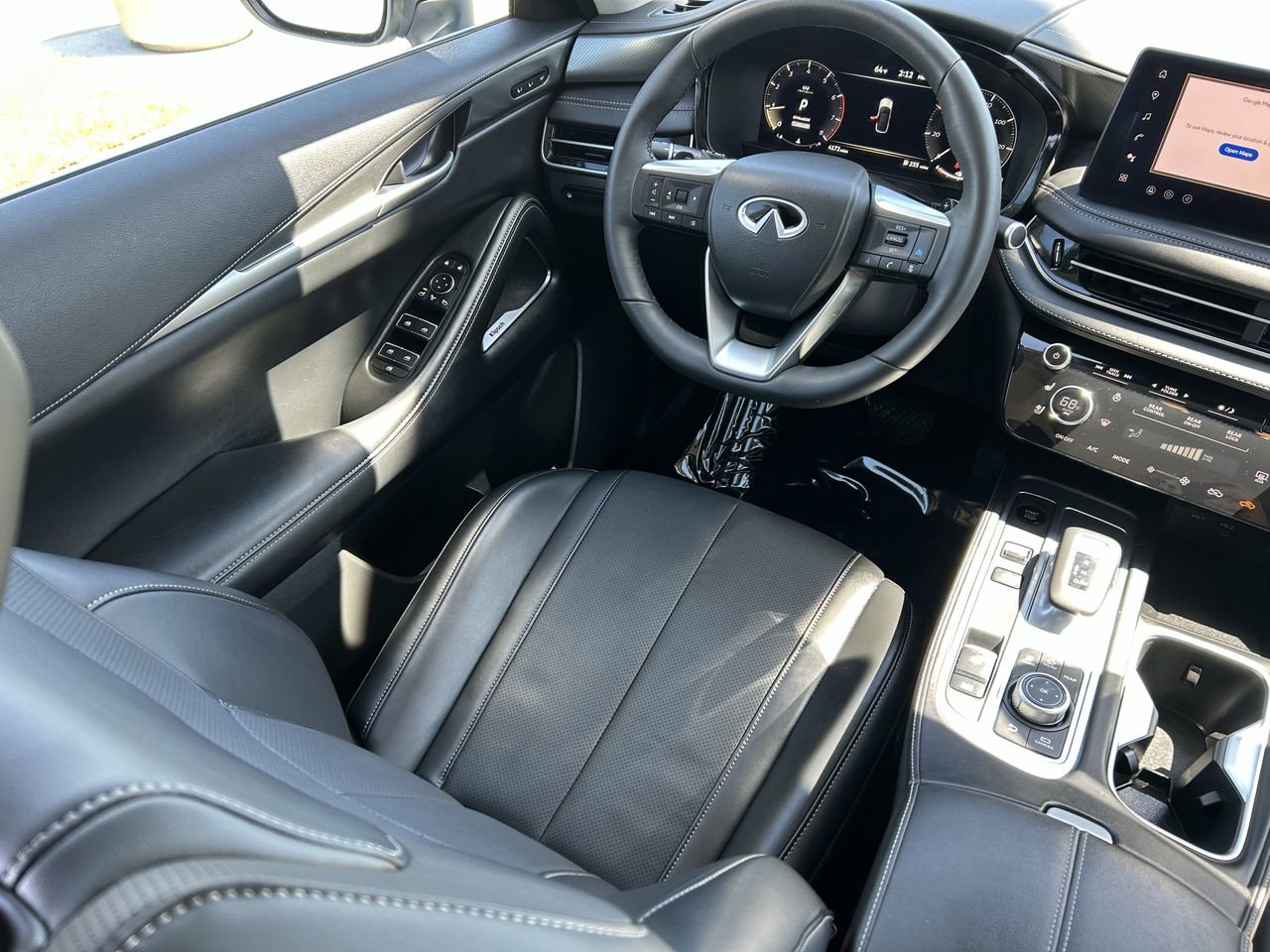 Certified 2026 INFINITI QX60 Luxe w/ Cargo Package FWD image 18