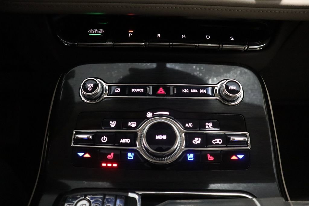 Used 2021 Lincoln Nautilus Reserve image 20