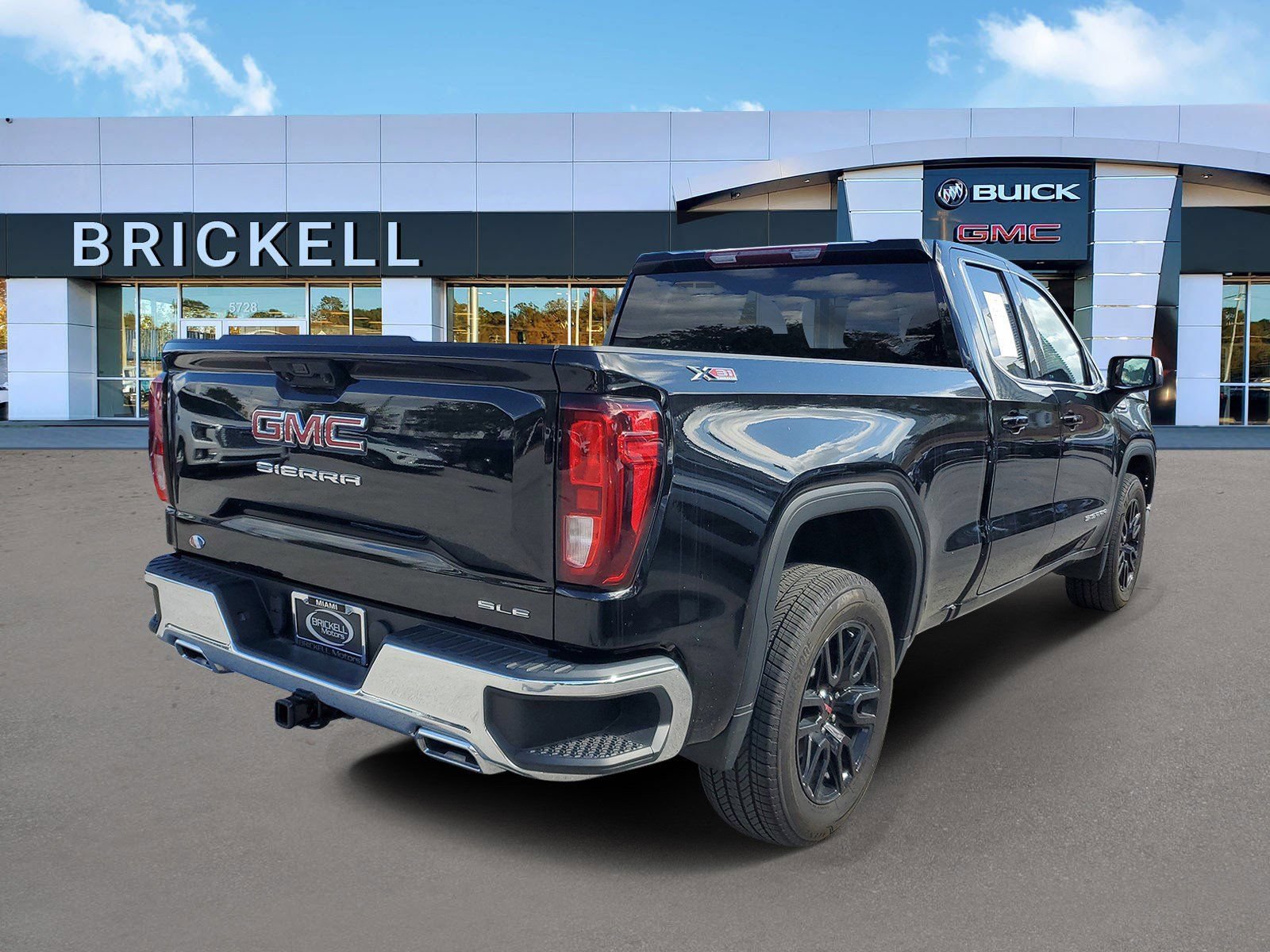 Used 2023 GMC Sierra 1500 SLE w/ X31 Off-Road Package AWD/4WD video 3