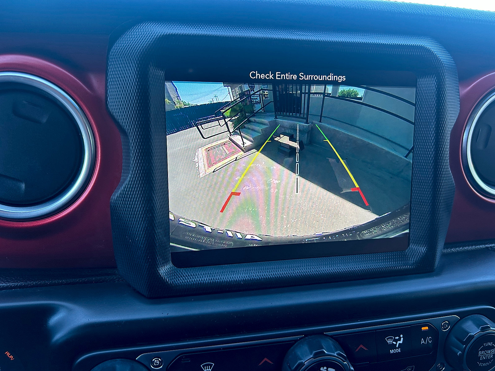 Used 2018 Jeep Wrangler Unlimited Rubicon AWD/4WD image 22