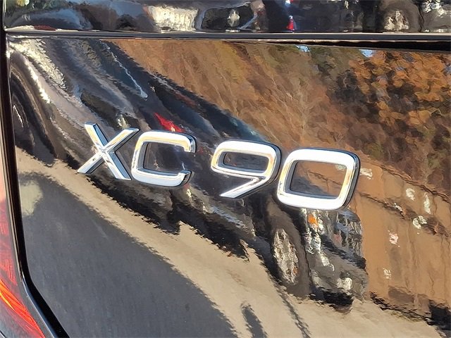 Used 2025 Volvo XC90 B6 Plus image 30
