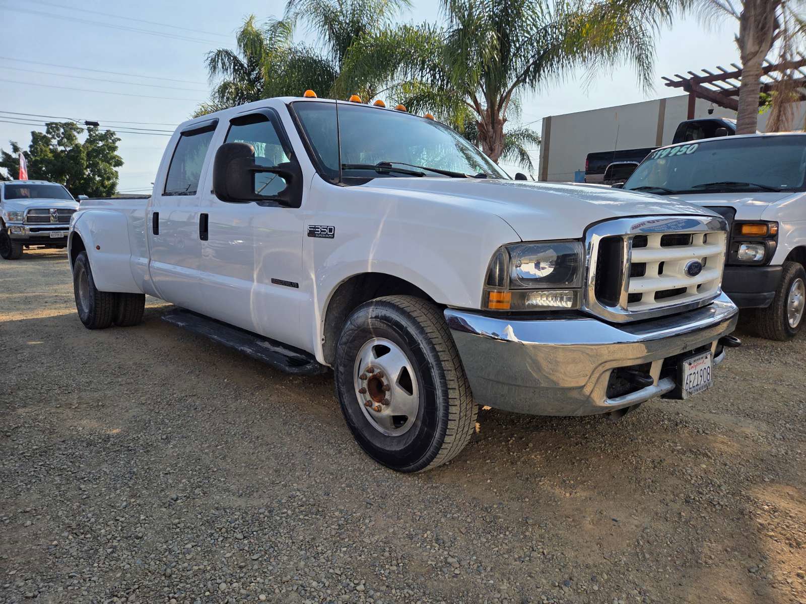 Used 2000 Ford F350 Lariat image 5