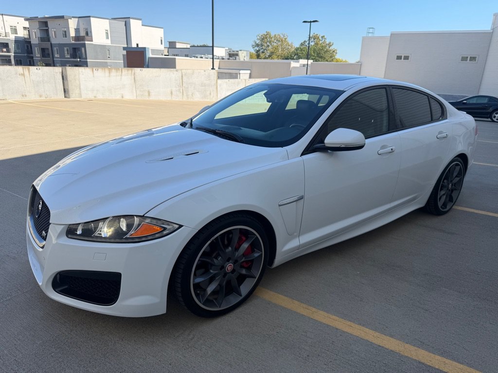 Used 2012 Jaguar XF R RWD image 7