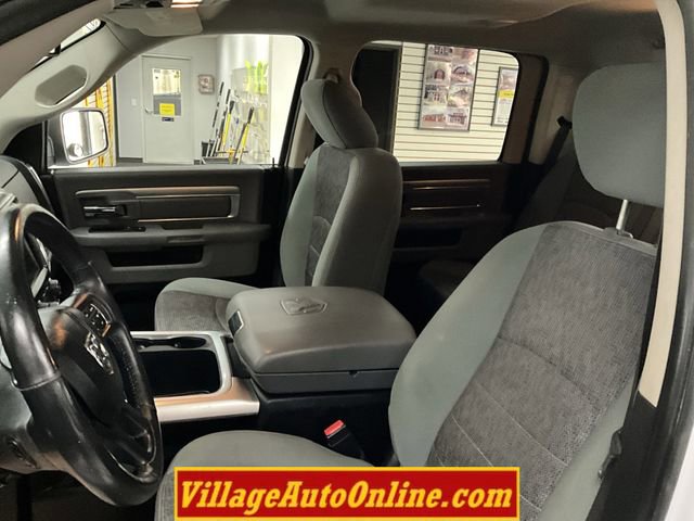 Used 2017 RAM 1500 Classic SLT w/ SLT Plus D￩cor Group image 18