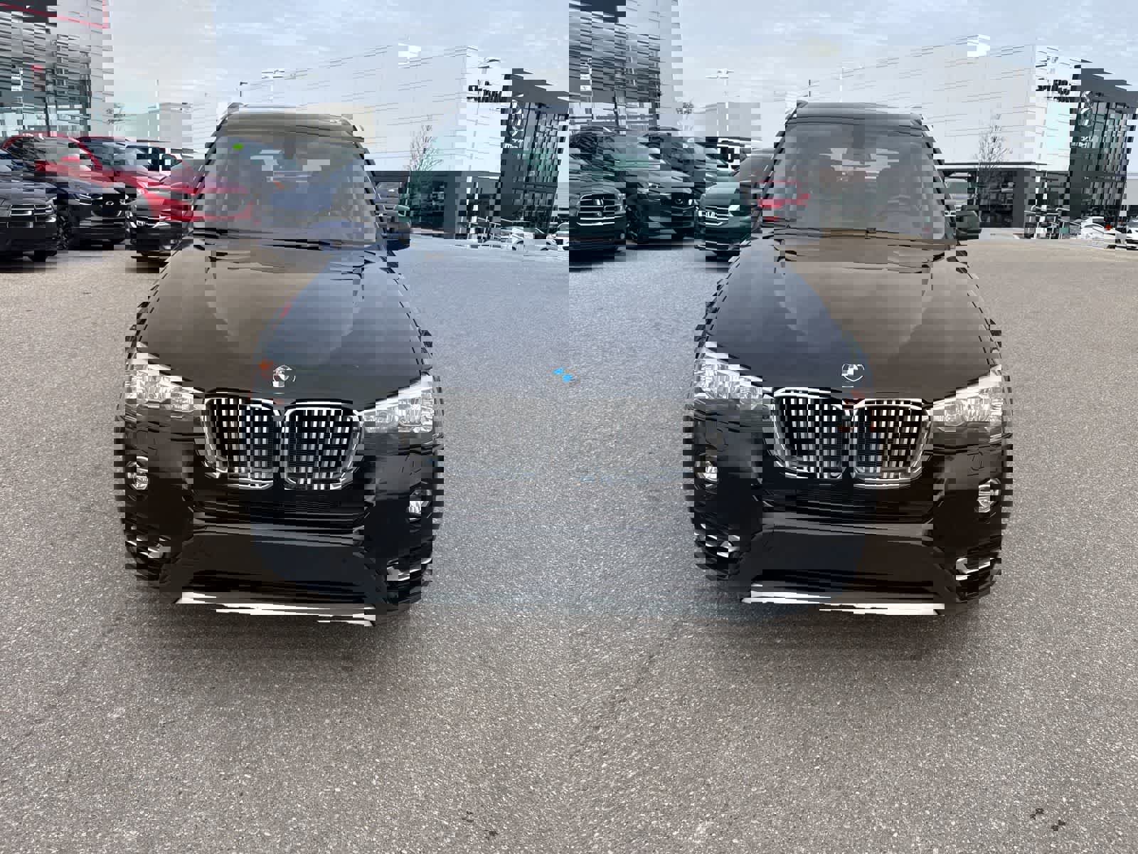 Used 2017 BMW X3 xDrive28i image 2