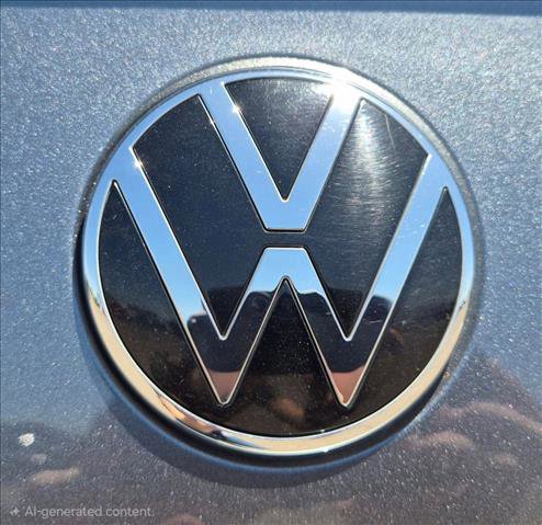 Used 2024 Volkswagen Jetta SE FWD image 29