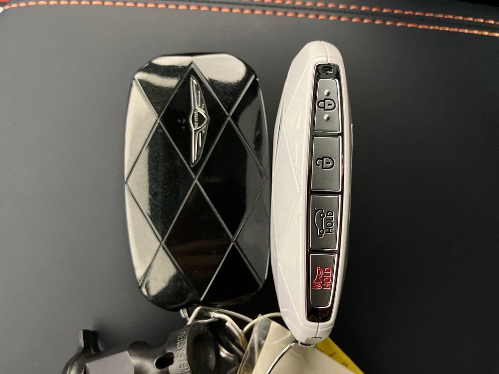 Used 2026 Genesis GV70 2.5T Sport Prestige image 33