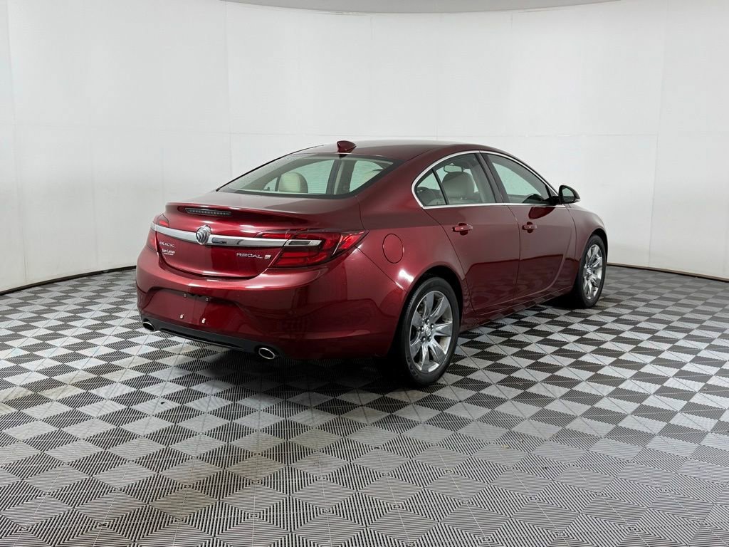 Used 2016 Buick Regal Premium w/ Driver Confidence Package #1 FWD image 11