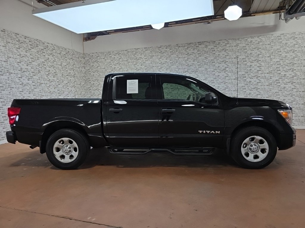 Used 2021 Nissan Titan S w/ S Utility Package image 6