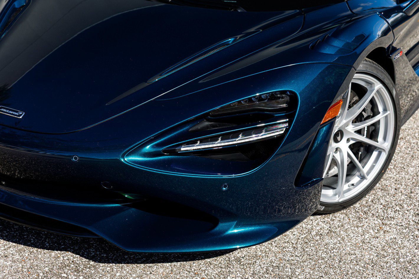 New 2026 McLaren 750S image 18