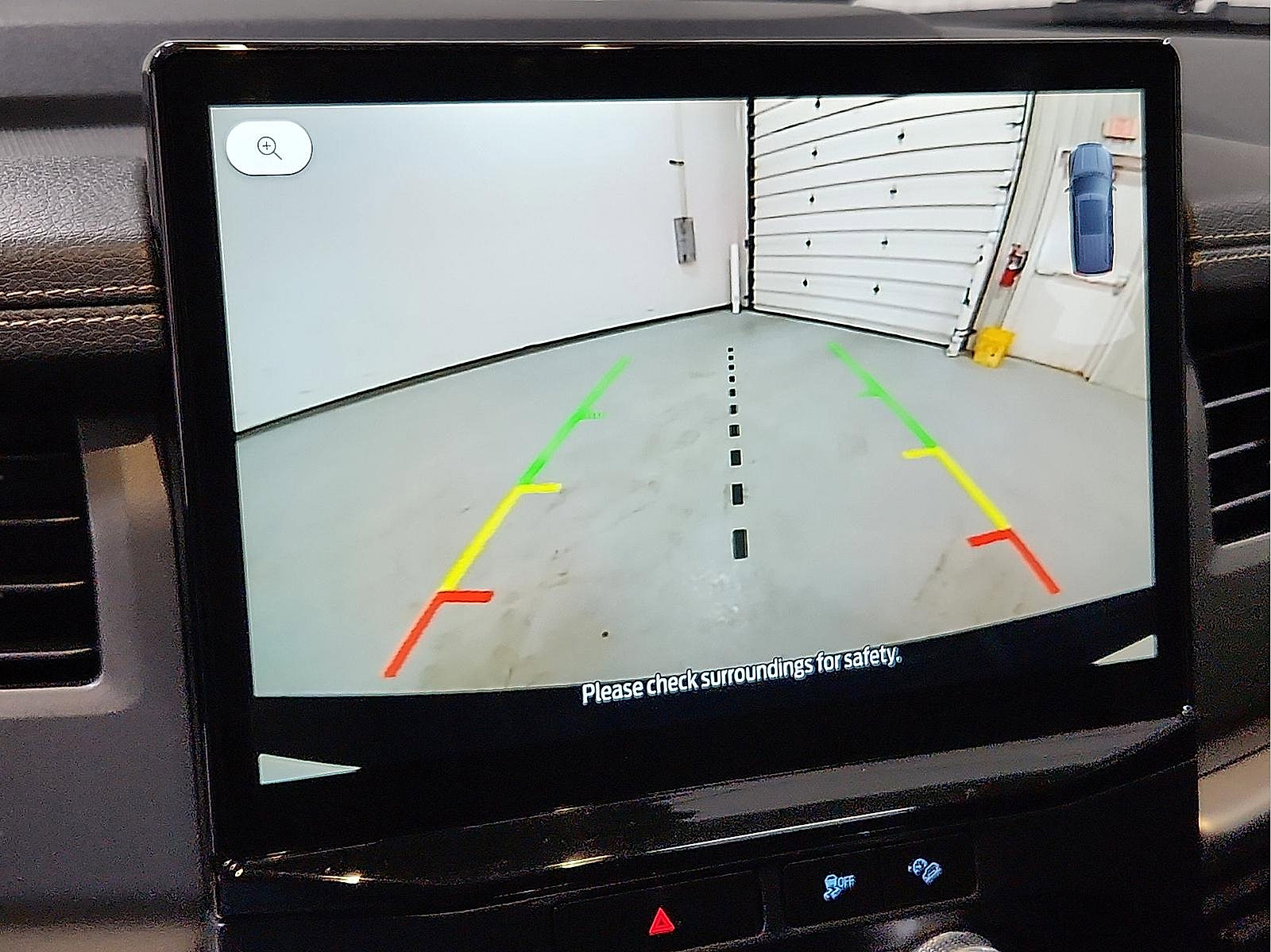 Used 2023 Ford Expedition XLT AWD/4WD image 13