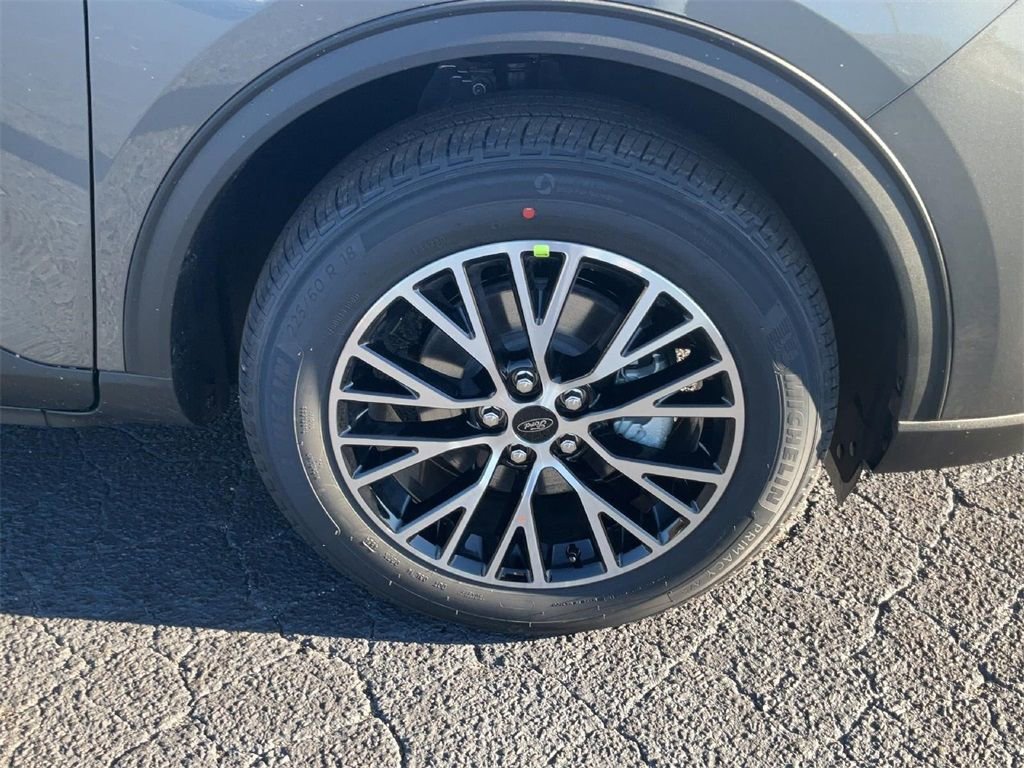 New 2025 Ford Escape SE image 10