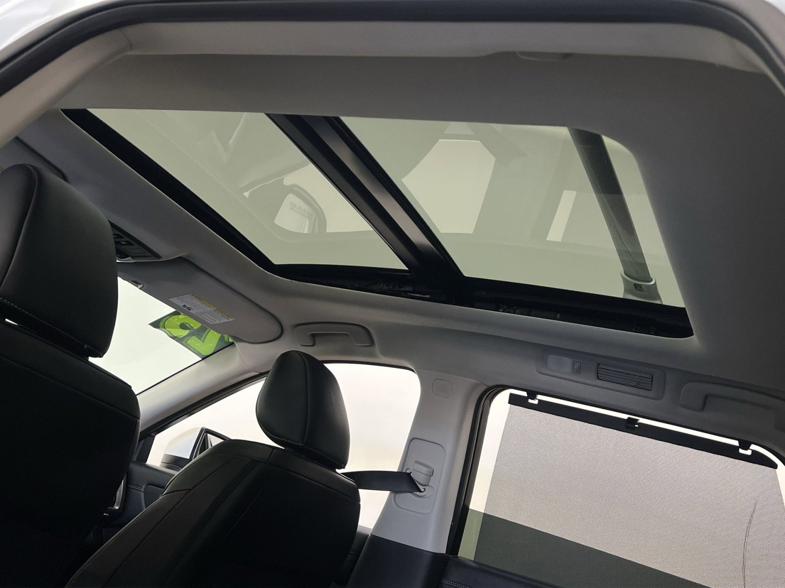 Used 2023 Nissan Pathfinder Platinum image 22