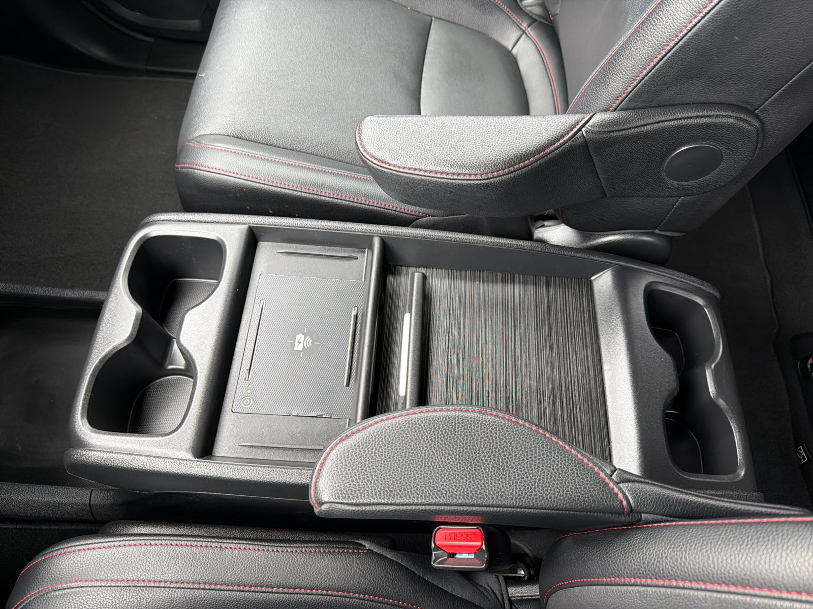 Used 2025 Honda Odyssey Sport-L image 24