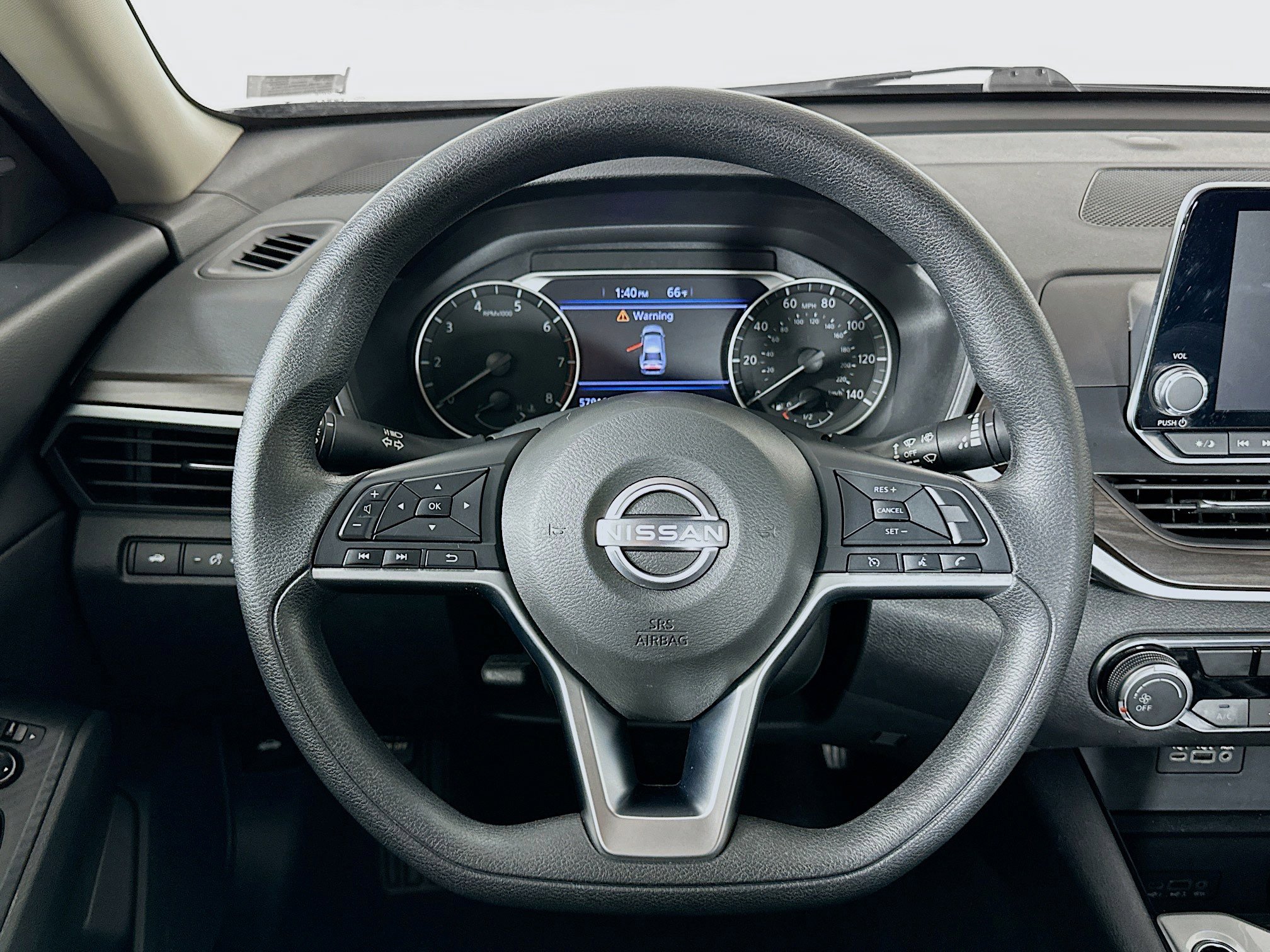 Used 2024 Nissan Altima 2.5 SV image 18