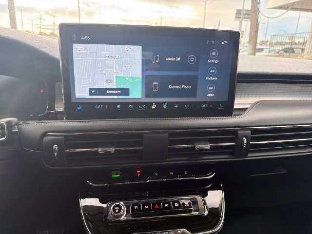 Certified 2024 Lincoln Corsair AWD w/ Equipment Group 101A image 21